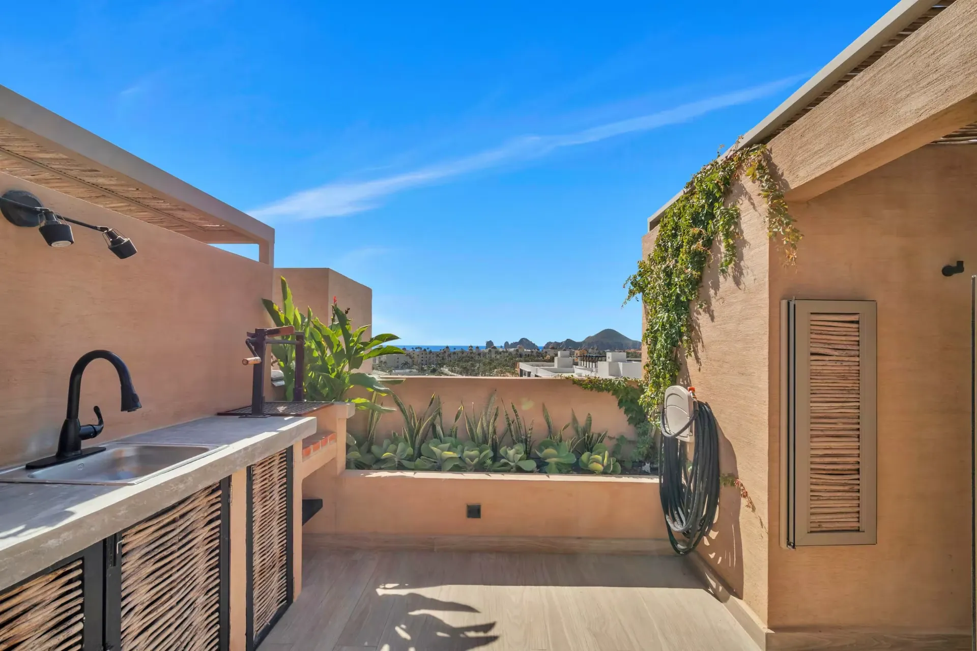Eagles Nest Cabo private rooftop terrace with ocean views in Las Arenas